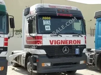 أبيض  2000  اوتوماتيك نص كهرباء  الماني  مرسيدس  اكتروس