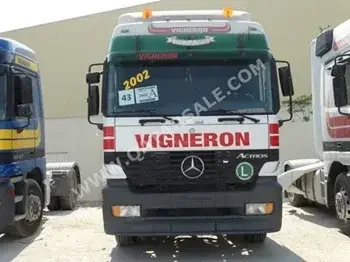 أبيض  2002  اتوماتيك و نص كهرباء  المانيا  مرسيدس  اكتروس