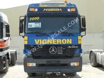 أزرق  2000  اتوماتيك و نص كهرباء  المانيا  مرسيدس  اكتروس