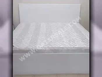 Beds - Queen  - White  - Mattress Included