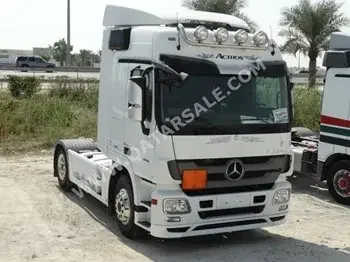 أبيض  2010  12  أتوماتيك  المانيا  مرسيدس  اكتروس