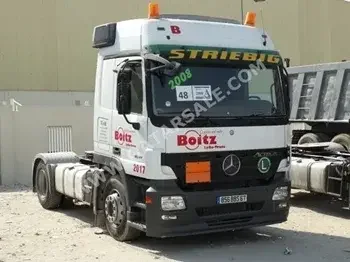 أبيض  2008  اتوماتيك و نص كهرباء  الماني  مرسيدس  اكتروس  1841