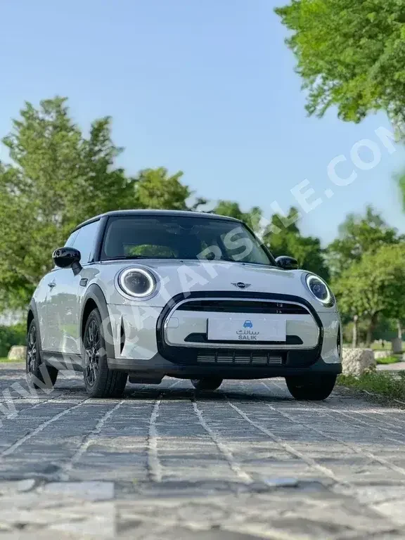 Mini  Cooper  Hatchback  White  2024