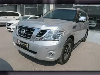 Nissan  Patrol  Platinum  2016  Automatic  136,000 Km  8 Cylinder  Four Wheel Drive (4WD)  SUV  Silver