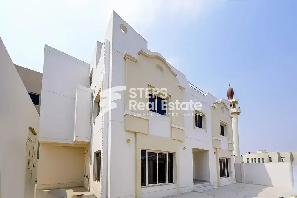 Commercial  - Not Furnished  - Doha  - Fereej Al Nasr  - 6 Bedrooms