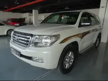 Toyota  Land Cruiser  GX  2010  Automatic  258,000 Km  6 Cylinder  Four Wheel Drive (4WD)  SUV  White