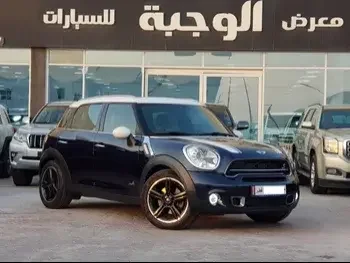 Mini  Cooper  CountryMan  2016  Automatic  40,000 Km  4 Cylinder  Rear Wheel Drive (RWD)  Hatchback  Blue