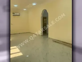 Family Residential  - Not Furnished  - Al Daayen  - Umm Qarn  - 7 Bedrooms