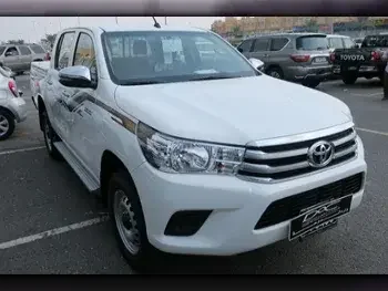 Toyota  Hilux  2024  Automatic  0 Km  4 Cylinder  Four Wheel Drive (4WD)  Pick Up  White  With Warranty