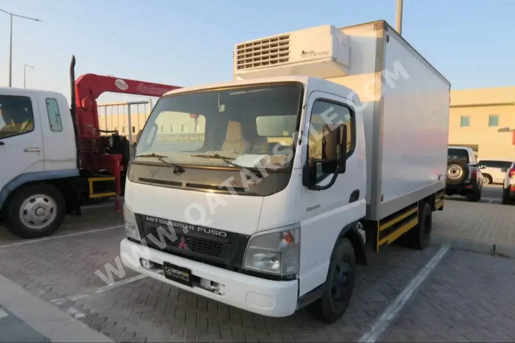 Mitsubishi  Galant  2008  Manual  300,000 Km  6 Cylinder  Front Wheel Drive (FWD)  Van / Bus  White