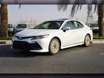 Toyota  Camry  GLI  2024  Automatic  0 Km  4 Cylinder  Front Wheel Drive (FWD)  Sedan  White  With Warranty