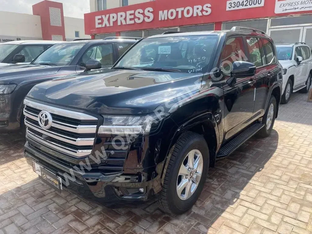 Toyota  Land Cruiser  GXR Twin Turbo  2023  Automatic  0 Km  6 Cylinder  Four Wheel Drive (4WD)  SUV  Black  With Warranty