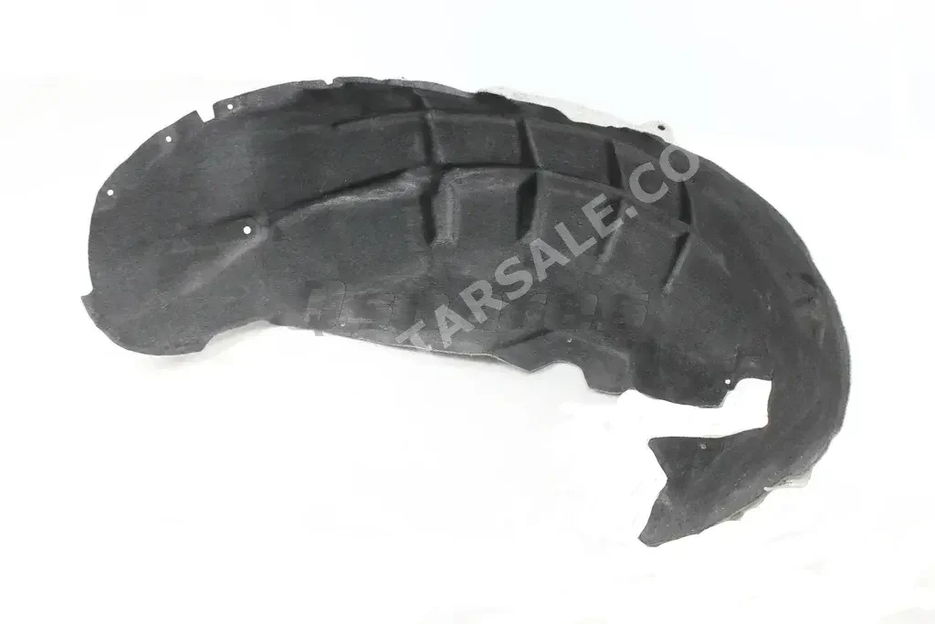 Car Parts - Audi  Q7  - Body Parts & Mirrors  -Part Number: 4L0810172A