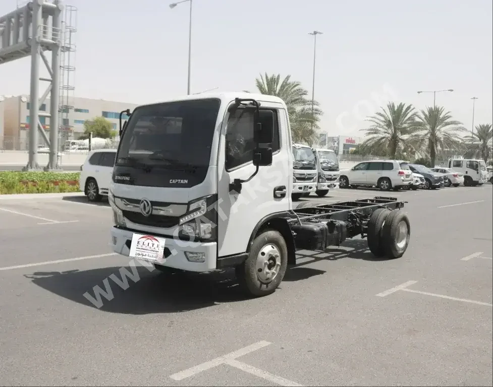 Dongfeng  Captain - E  2022  Manual  0 Km  4 Cylinder  Rear Wheel Drive (RWD)  Pick Up  White  With Warranty