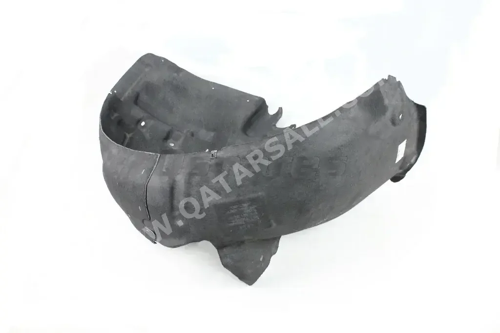 Car Parts - Audi  A5  - Body Parts & Mirrors  -Part Number: 8T0821172M