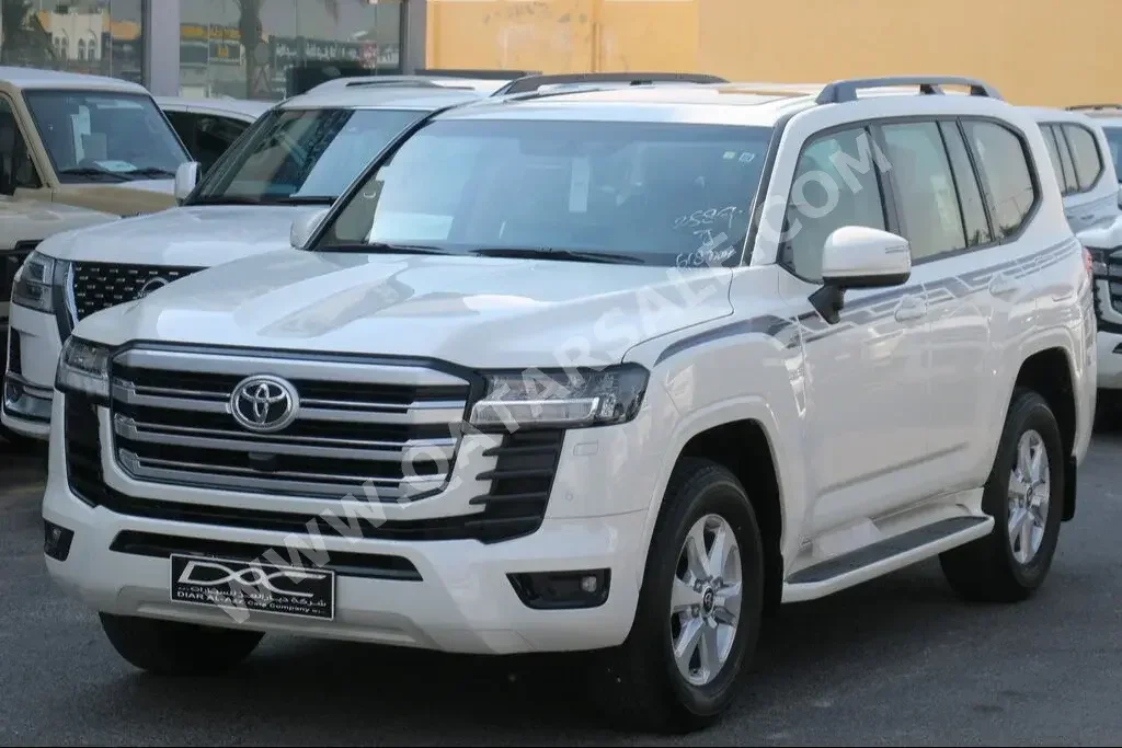 Toyota  Land Cruiser  GXR Twin Turbo  2023  Automatic  0 Km  6 Cylinder  Four Wheel Drive (4WD)  SUV  White  With Warranty