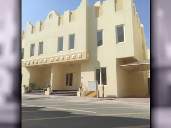 Family Residential  - Not Furnished  - Al Daayen  - Al Sakhama  - 4 Bedrooms