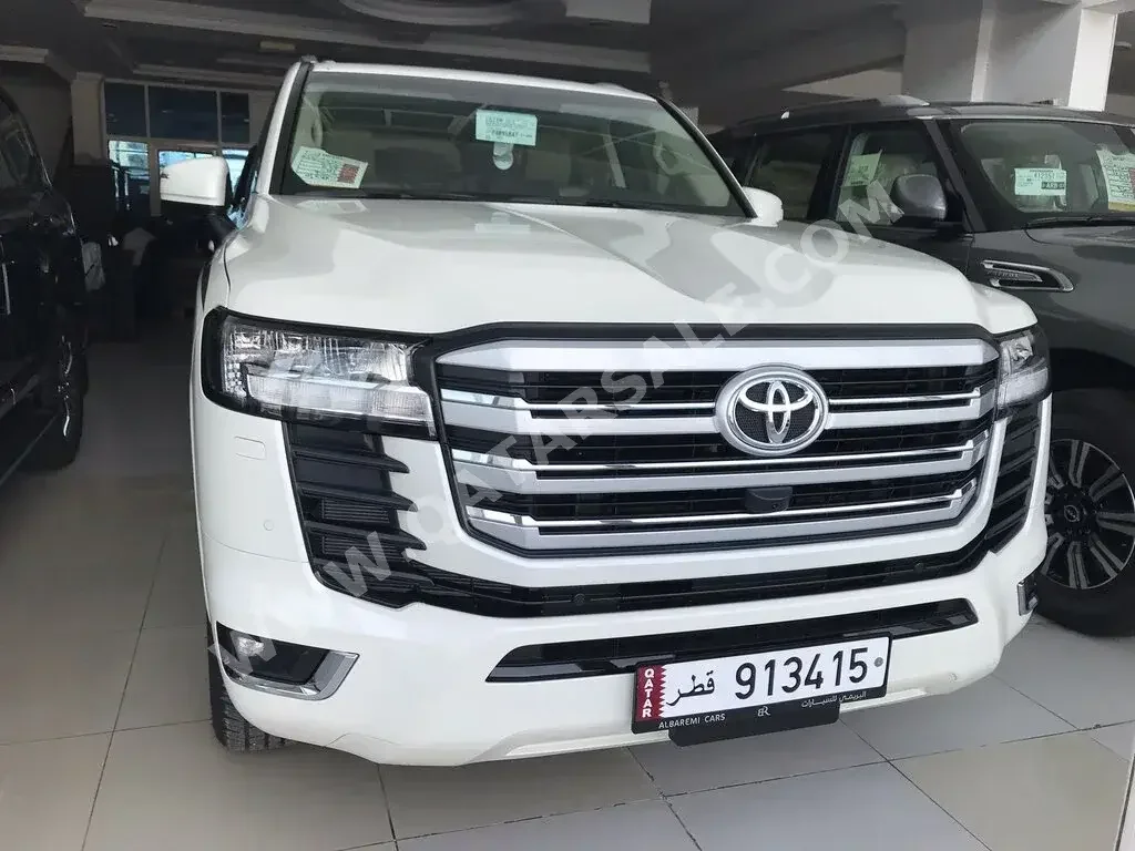  Toyota  Land Cruiser  GXR Twin Turbo  2023  Automatic  0 Km  6 Cylinder  Four Wheel Drive (4WD)  SUV  White  With Warranty