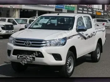 Toyota  Hilux  2024  Manual  0 Km  4 Cylinder  Four Wheel Drive (4WD)  Pick Up  White  With Warranty