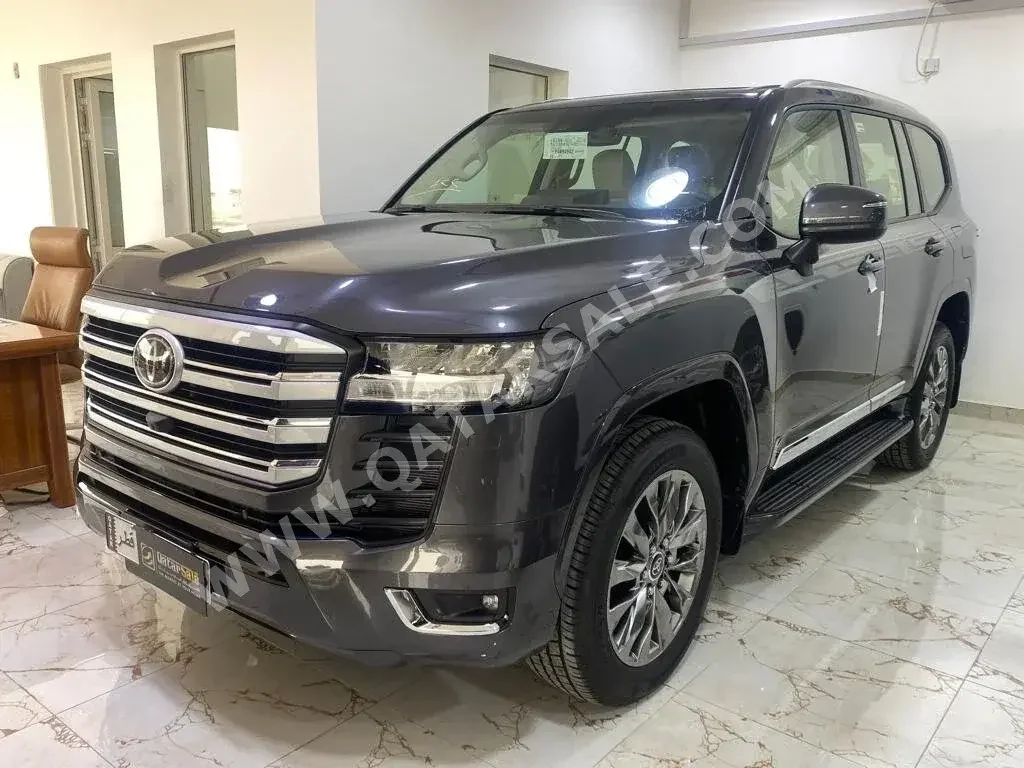 Toyota  Land Cruiser  GXR Twin Turbo  2023  Automatic  0 Km  6 Cylinder  Four Wheel Drive (4WD)  SUV  Gray  With Warranty