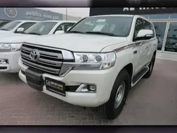 Toyota  Land Cruiser  GXR Twin Turbo  2008  Manual  206,000 Km  8 Cylinder  Four Wheel Drive (4WD)  SUV  White