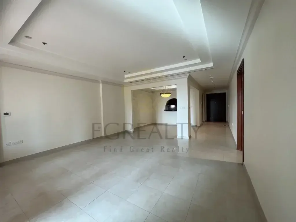 1 Bedrooms  Apartment  For Rent  in Doha -  The Pearl  Not Furnished