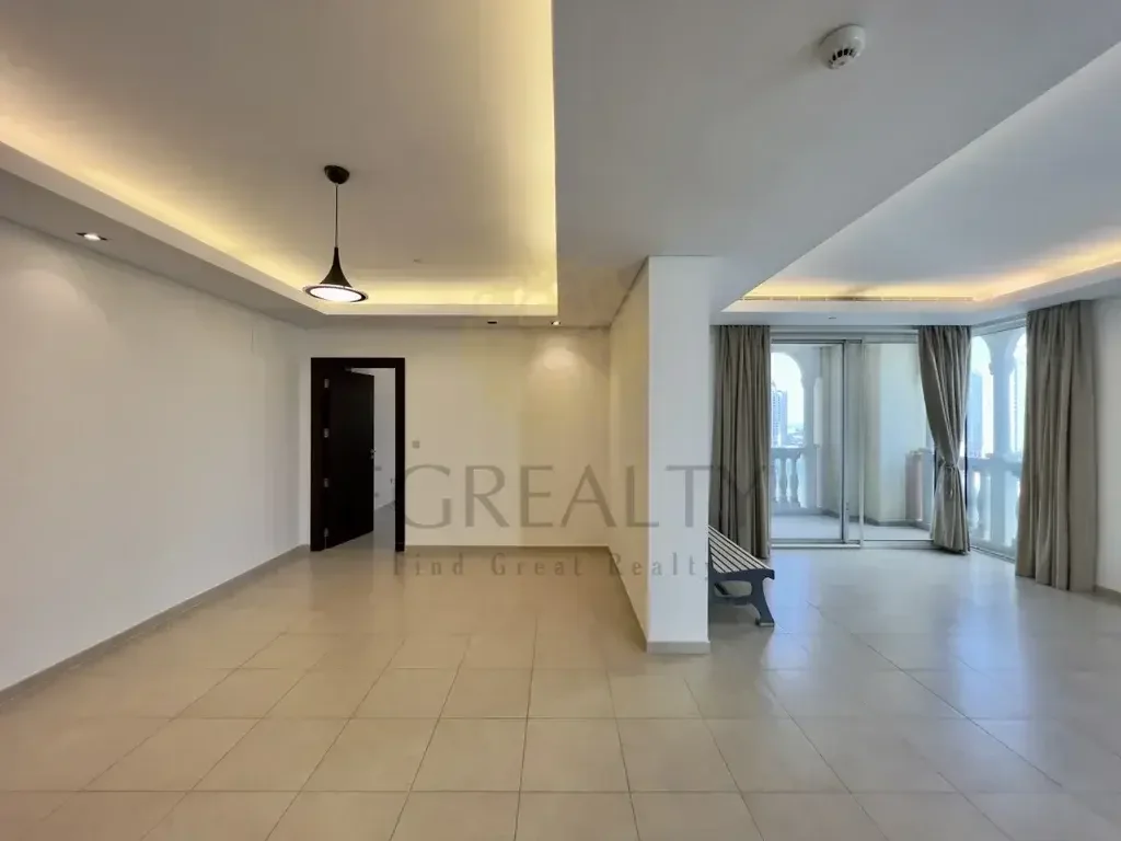 2 Bedrooms  Apartment  For Rent  in Doha -  The Pearl  Not Furnished