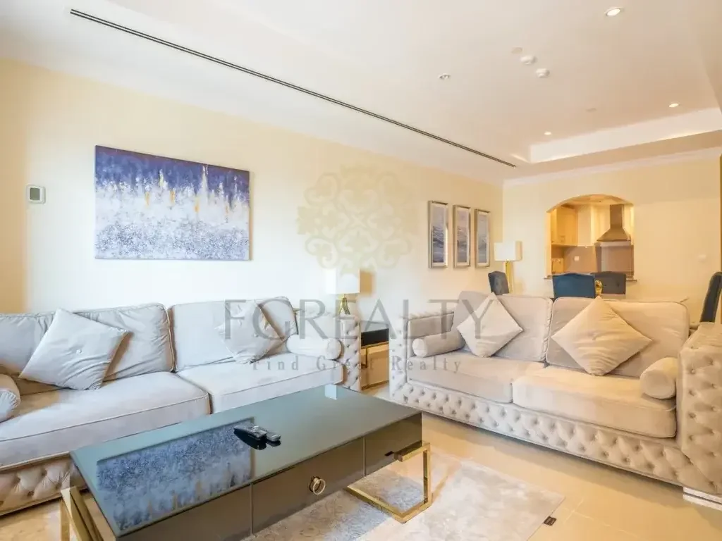 1 Bedrooms  Apartment  For Rent  in Doha -  The Pearl  Fully Furnished