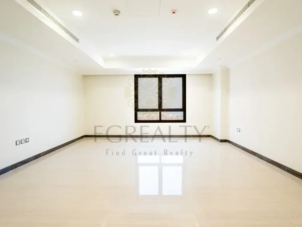 1 Bedrooms  Apartment  For Rent  in Doha -  The Pearl  Not Furnished