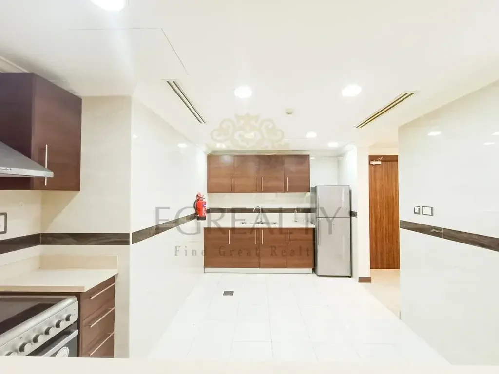 1 Bedrooms  Apartment  For Rent  in Doha -  The Pearl  Not Furnished