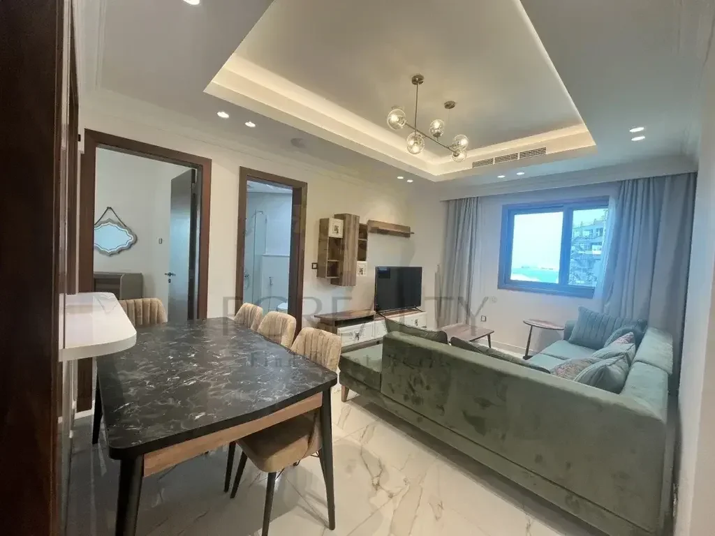 1 Bedrooms  Apartment  For Rent  in Doha -  The Pearl  Fully Furnished