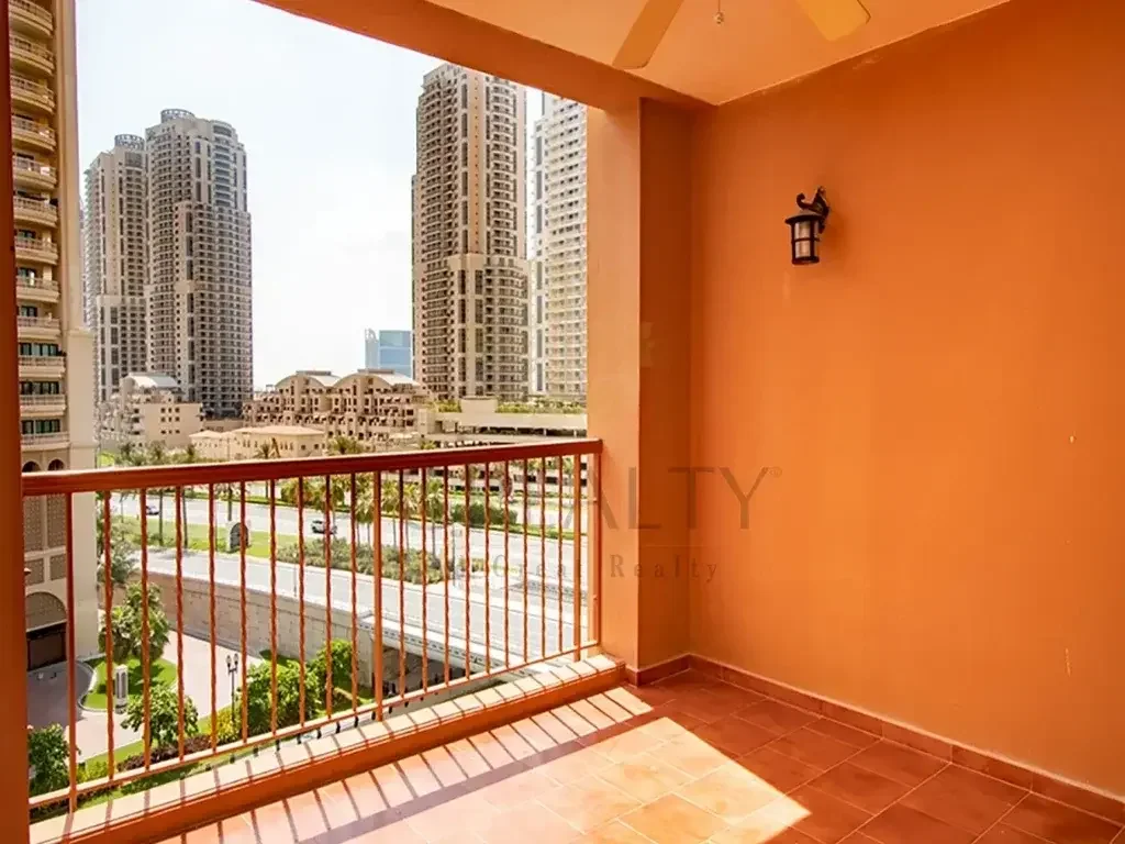 1 Bedrooms  Apartment  For Rent  in Doha -  The Pearl  Not Furnished