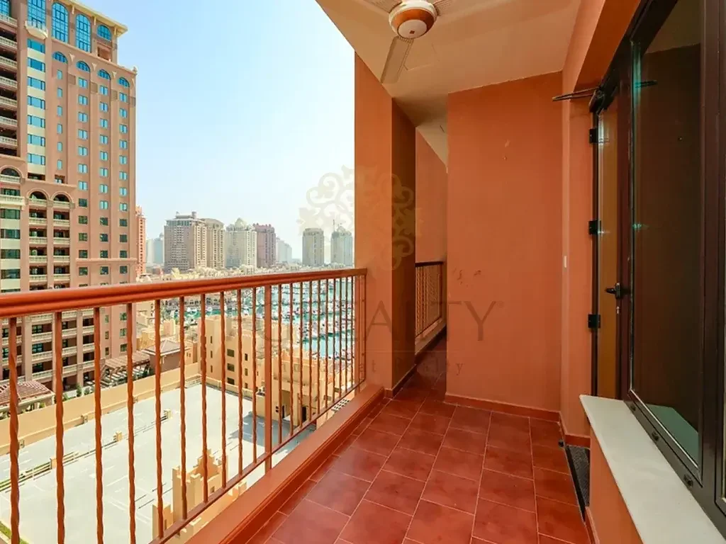 2 Bedrooms  Apartment  For Rent  in Doha -  The Pearl  Fully Furnished