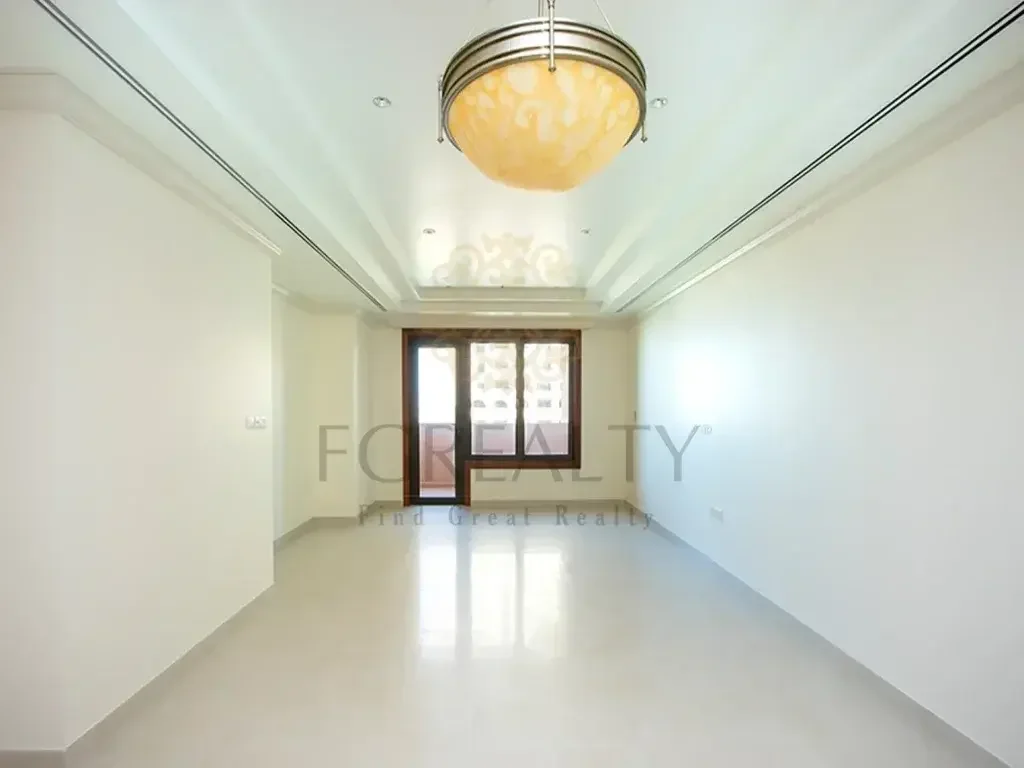 1 Bedrooms  Apartment  For Rent  in Doha -  The Pearl  Not Furnished