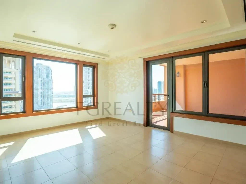 2 Bedrooms  Apartment  For Rent  in Doha -  The Pearl  Not Furnished