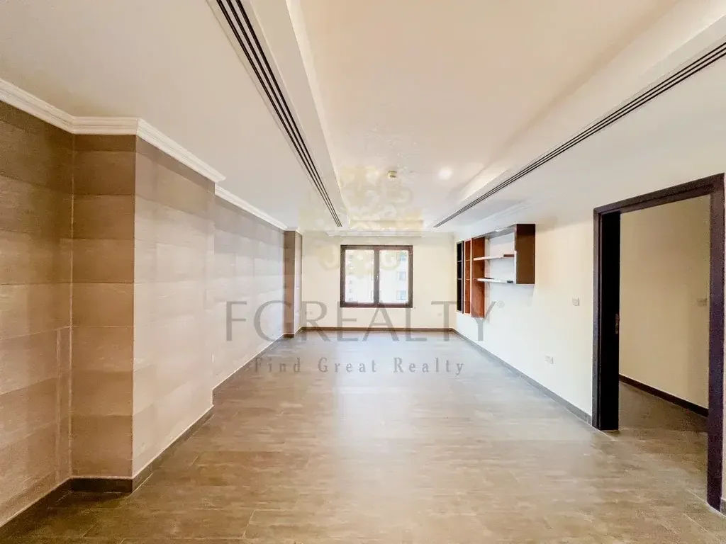 1 Bedrooms  Apartment  For Rent  in Doha -  The Pearl  Not Furnished