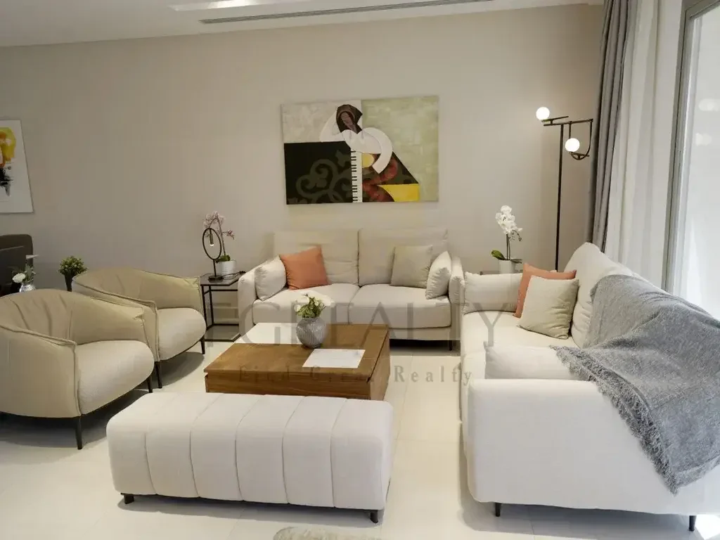 2 Bedrooms  Apartment  For Rent  in Doha -  Al Messila  Fully Furnished