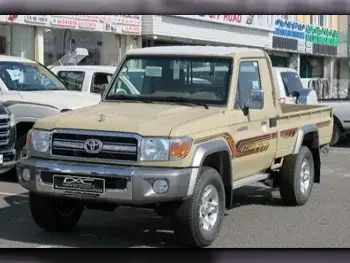 Toyota  Land Cruiser  LX  2023  Manual  0 Km  6 Cylinder  Four Wheel Drive (4WD)  Pick Up  Beige  With Warranty