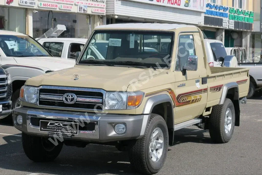 Toyota  Land Cruiser  LX  2023  Manual  0 Km  6 Cylinder  Four Wheel Drive (4WD)  Pick Up  Beige  With Warranty