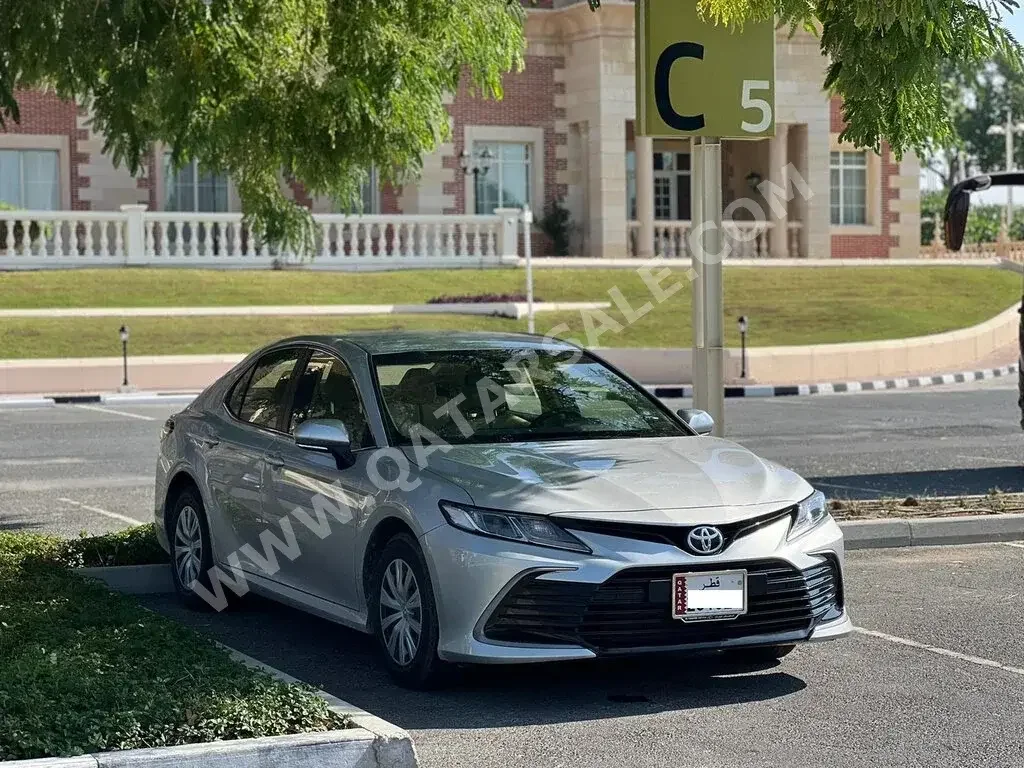 Toyota  Camry  Sedan  Silver  2024