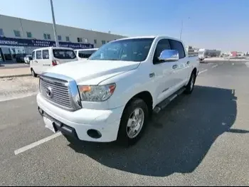 Toyota  Tundra  2012  Automatic  259,000 Km  8 Cylinder  Four Wheel Drive (4WD)  Pick Up  White