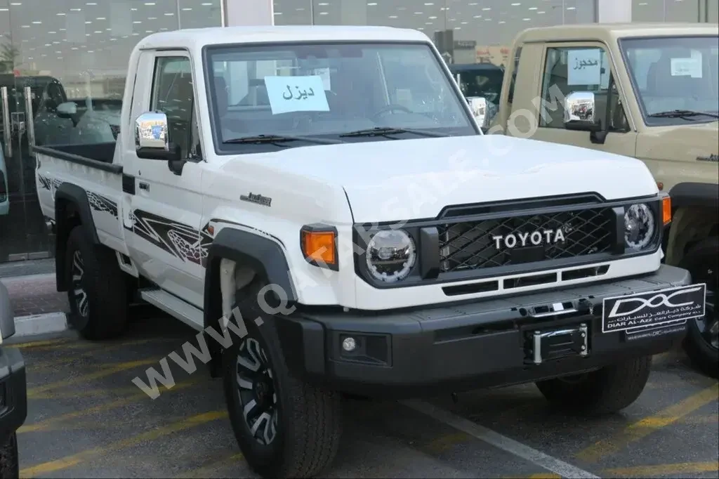 Toyota  Land Cruiser  LX  2024  Automatic  0 Km  4 Cylinder  Four Wheel Drive (4WD)  Pick Up  White  With Warranty