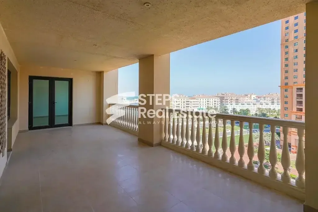 2 Bedrooms  Apartment  For Rent  in Doha -  The Pearl  Semi Furnished