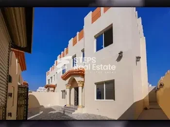 Family Residential  - Not Furnished  - Doha  - Al Thumama  - 6 Bedrooms