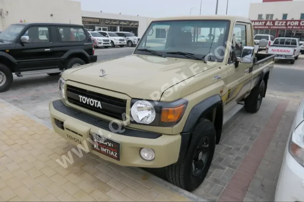 Toyota  Land Cruiser  LX  2022  Manual  74,000 Km  6 Cylinder  Four Wheel Drive (4WD)  Pick Up  Beige  With Warranty