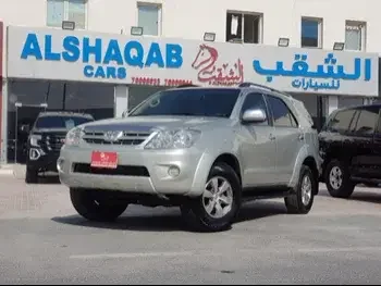  Toyota  Fortuner  2006  Automatic  235,000 Km  4 Cylinder  Four Wheel Drive (4WD)  SUV  Silver  With Warranty