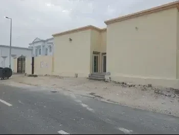 Family Residential  - Not Furnished  - Al Wakrah  - Al Wukair  - 6 Bedrooms