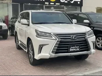 Lexus  LX  570  2016  Automatic  182,000 Km  8 Cylinder  Four Wheel Drive (4WD)  SUV  White