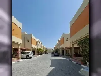 Family Residential  - Not Furnished  - Al Rayyan  - Abu Hamour  - 4 Bedrooms