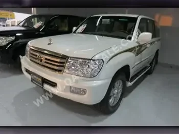 Toyota  Land Cruiser  VXR  2007  Automatic  320,000 Km  8 Cylinder  Four Wheel Drive (4WD)  SUV  White